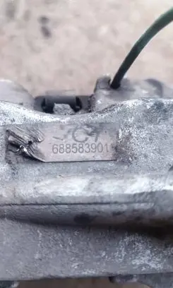 BMW 5 G30 G31 Front brake caliper 688584001 688583901