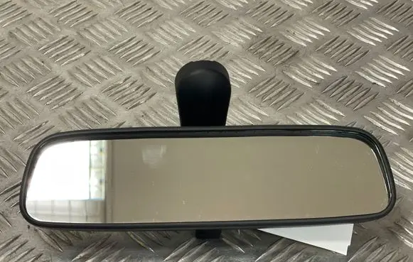 Subaru Outback Rear view mirror (interior) E13010836