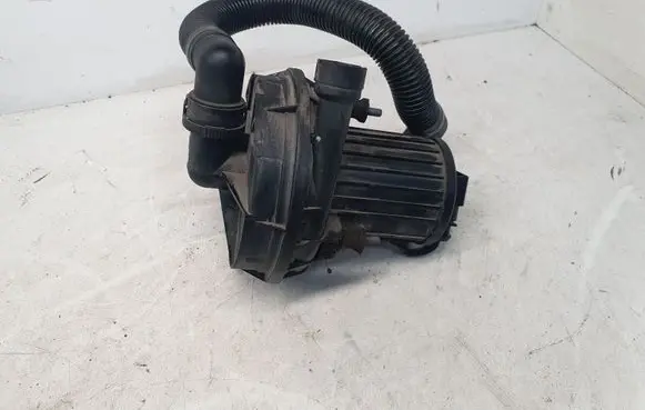 Audi A6 S6 C6 4F Secondary air pump 06A959253E