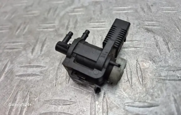 Skoda Octavia Mk2 (1Z) Turbo solenoid valve 1K0906283A