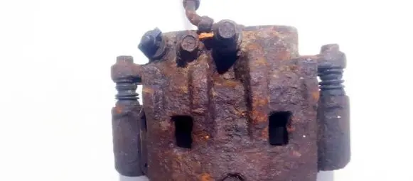 Hyundai H200 Front brake caliper