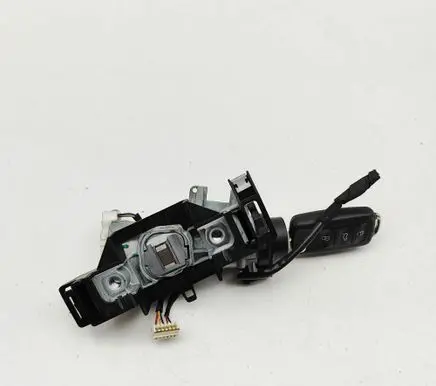 Volkswagen Jetta VI Ignition lock 1K0905851 5K0837202AD