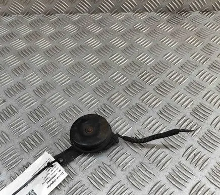 Toyota Prius (XW30) Horn signal 8652028180