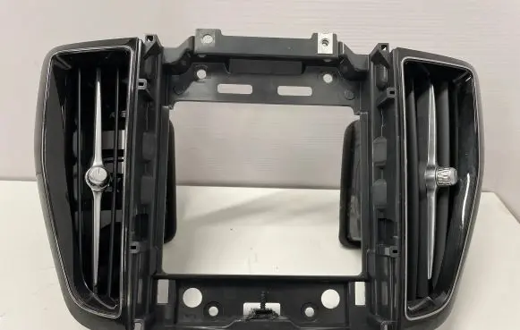 Volvo XC60 Dash center air vent grill 31417742 31417744