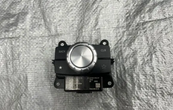 Mercedes-Benz E W212 Head unit multimedia control A2129007719 A2129020607 A2129013306