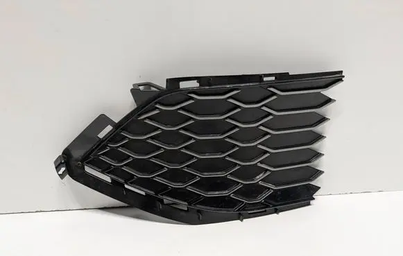 Toyota C-HR I Front bumper lower grill 53123YP260 53123-YP260