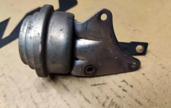 Jeep Grand Cherokee (WJ) Valve vacuum 