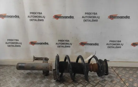 Front shock absorber with coil spring