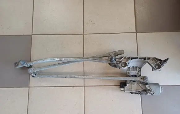 Ford Focus C-MAX Front wiper linkage and motor 3M5117504AG