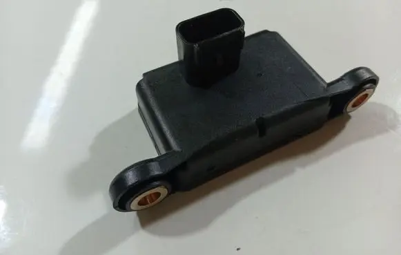 Ford Mondeo Mk III ESP acceleration yaw rate sensor TLR57252310105