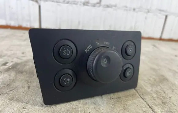 Opel Zafira B Light switch 13205868