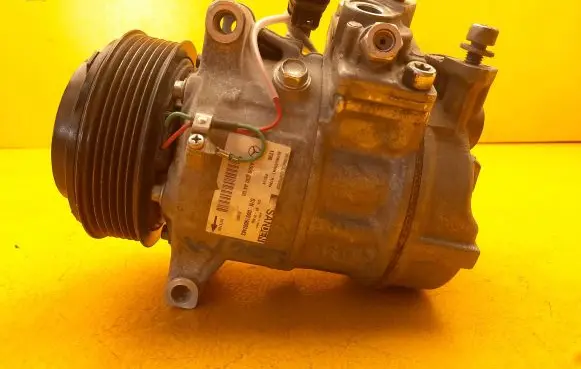 Mercedes-Benz C W205 Air conditioning (A/C) compressor (pump) A0008304400