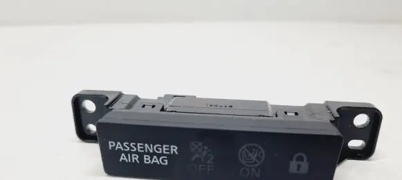 Nissan Qashqai J12 Passenger airbag on/off switch 250206RN0A