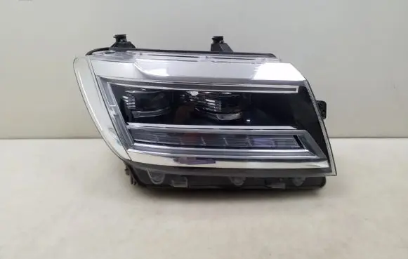 Volkswagen Crafter Headlight/headlamp 7C1941036B