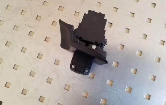 BMW 3 E90 E91 Ignition lock 695472009