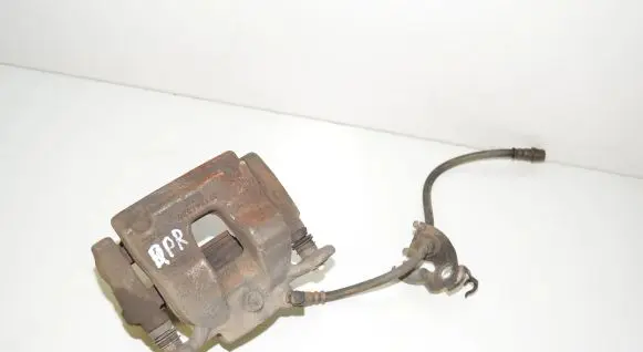 BMW 2 F46 Front brake caliper 6860268 34116860268