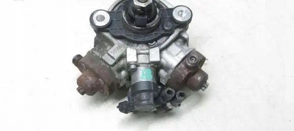 Volvo XC60 Fuel injection high pressure pump 0445010681