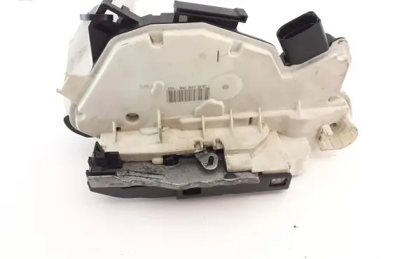 Skoda Superb B6 (3T) Front door lock 5N1837015C