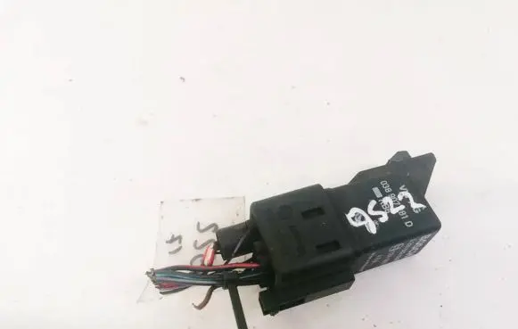 Skoda Octavia Mk2 (1Z) Glow plug pre-heat relay 0281003038