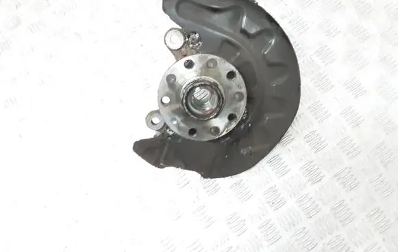 Seat Leon (5F) Front wheel hub