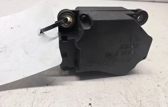 Volvo V70 Air flap motor/actuator 74932F