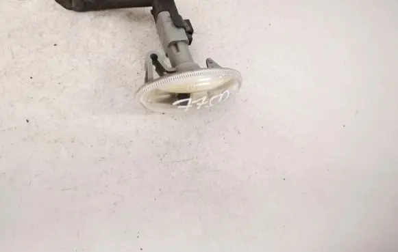 Peugeot 407 Front fender indicator light