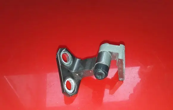 Volkswagen PASSAT B7 Rear door upper hinge 3C4833401D
