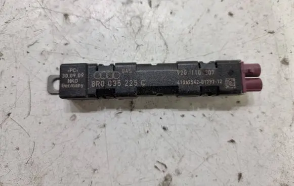 Audi Q5 SQ5 Aerial antenna amplifier 8R0035225C