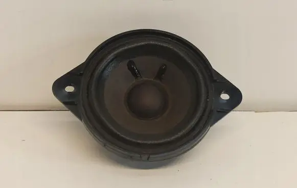 Audi A4 S4 B5 8D Front door speaker 8T0035416