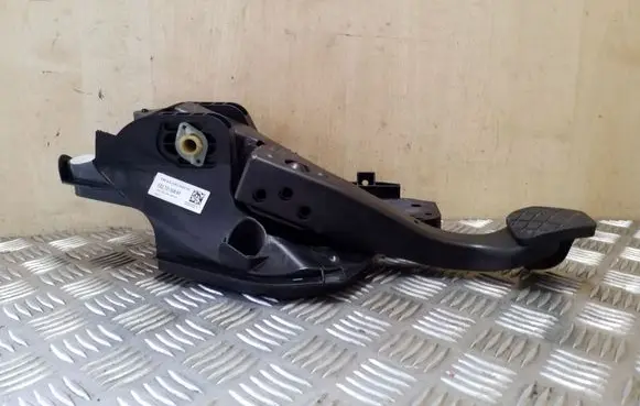Volkswagen PASSAT B8 Brake pedal 5Q2721058AP