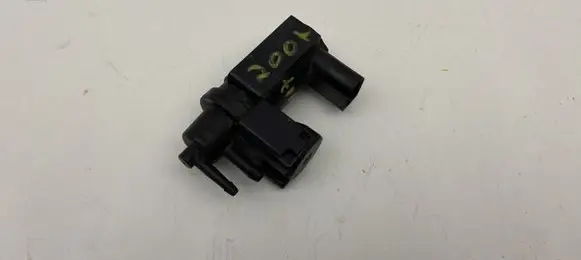 Volkswagen Touareg I Turbo solenoid valve 059906628B