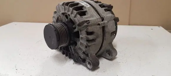 Peugeot 308 Generator/alternator TG15S218 609368 10054313