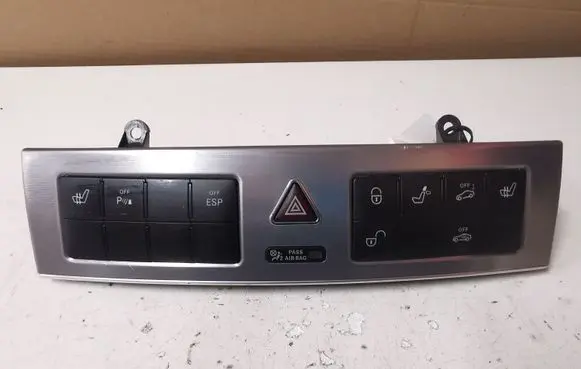 Mercedes-Benz E W212 A set of switches 2038214981 3363220100 406292770014243