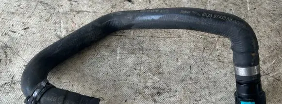 Jaguar XF X250 Engine coolant pipe/hose 8X239Y439AB