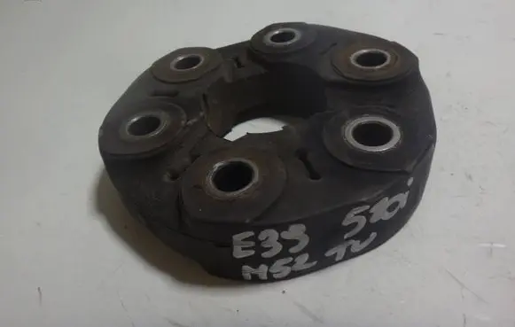 BMW 5 E39 Rear prop shaft donut coupling/joint 1209168