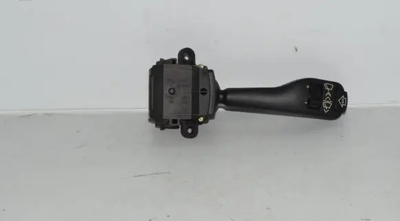 BMW 5 E39 Wiper control stalk 8375407
