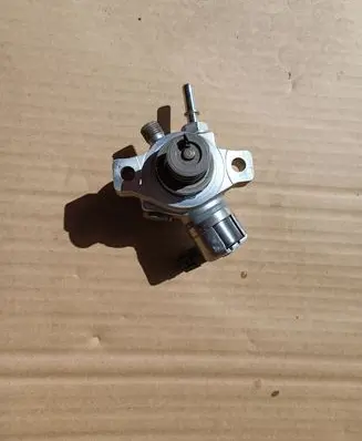 Subaru Forester SK Mechanical fuel pump 16625AA120