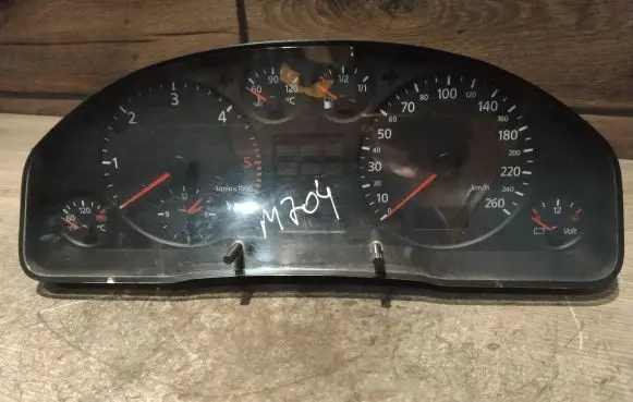 Audi A6 S6 C5 4B Speedometer (instrument cluster) 4B0919860E