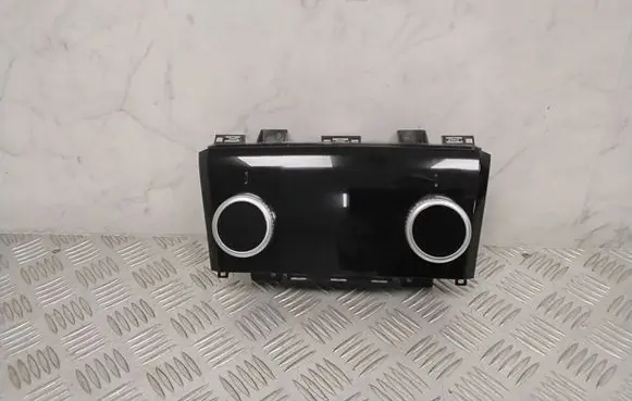 Jaguar I-Pace Air conditioner control unit module J9D313D734CD