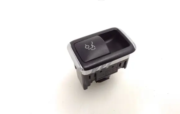 Tailgate opening switch