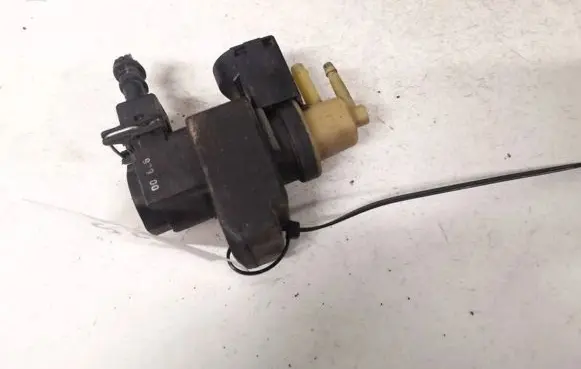 Renault Scenic II - Grand scenic II Turbo solenoid valve 8200486264