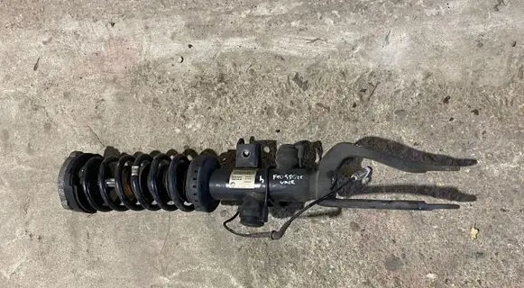 BMW 5 F10 F11 Front shock absorber with coil spring 6796857