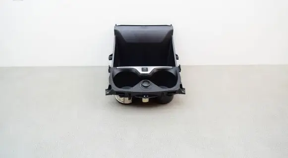 BMW 1 F40 Cup holder 2081567 5A37574