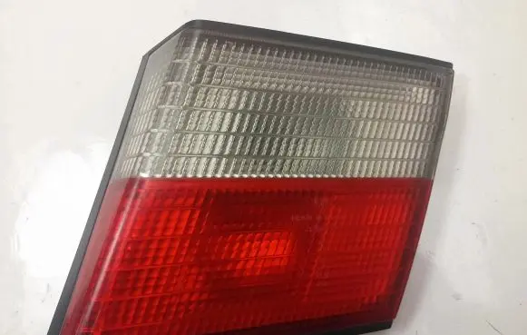 Nissan Primera Tailgate rear/tail lights