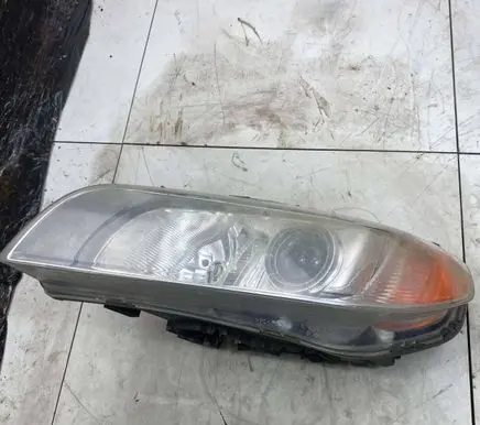 Volvo V70 Headlight/headlamp 31214170 6337100000