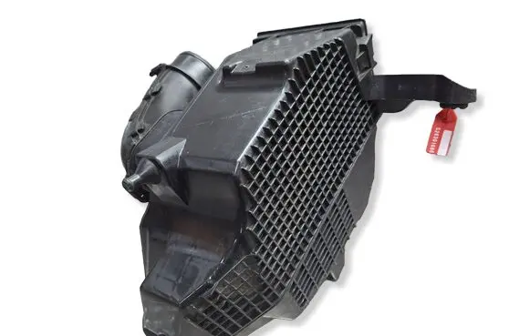 Renault Clio IV Air filter box cover S26301686 8201242810
