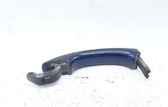 Volkswagen Touareg I Front door exterior handle 7L6837205A