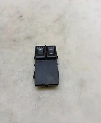 Ford Mondeo Mk III Electric window control switch 1S7T14A132AD 1S7T14A132 03163302