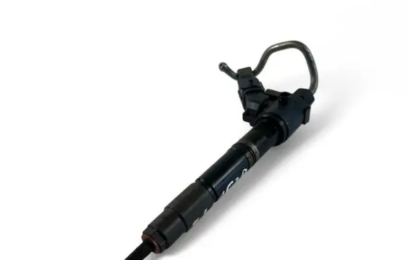 Volvo V40 Fuel injector VEA132370010AAB