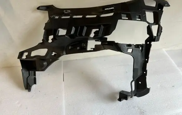 Mercedes-Benz E AMG W213 Front bumper mounting bracket A2138857104